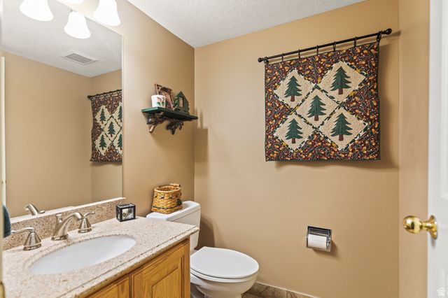 8908 S COBBLE CANYON CIR, Sandy, UT 84093