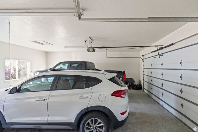 8908 S COBBLE CANYON CIR, Sandy, UT 84093