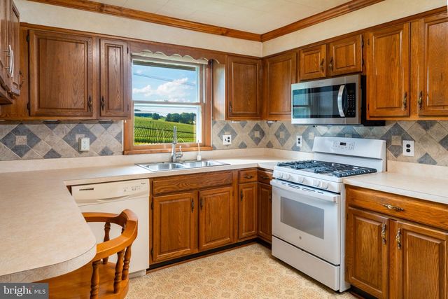 2235 E DEEP RUN RD, Manchester, MD 21102