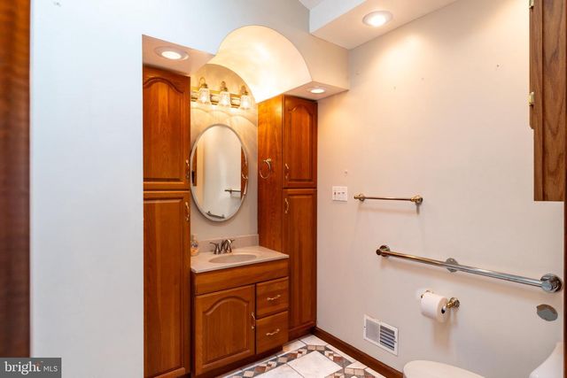 2235 E DEEP RUN RD, Manchester, MD 21102