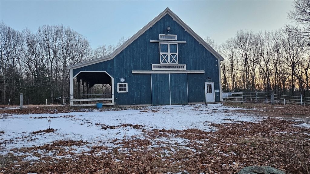 288 High Street, Uxbridge, MA 01569