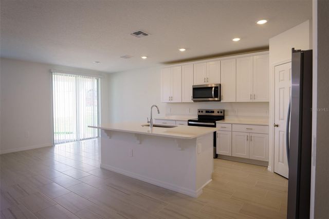 2393 WHITE TAIL STREET, Davenport, FL 33837