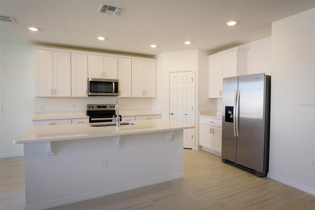 2393 WHITE TAIL STREET, Davenport, FL 33837