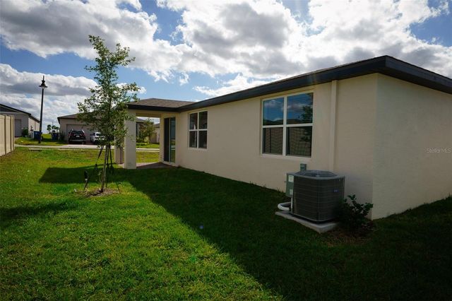 2393 WHITE TAIL STREET, Davenport, FL 33837