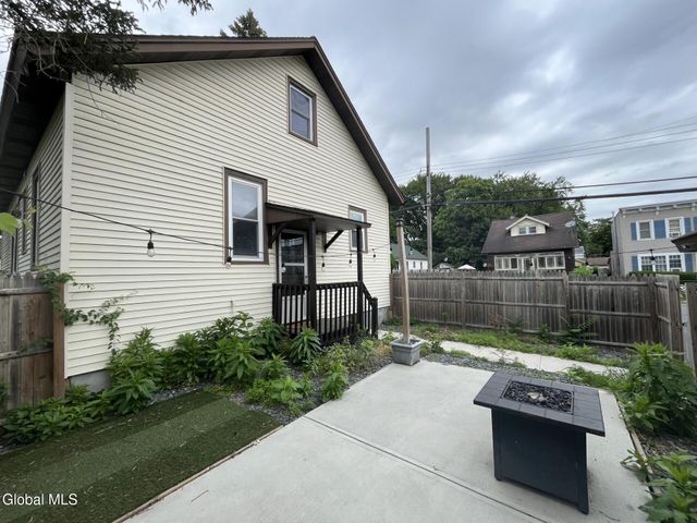1822 7th Street, Rensselaer, NY 12144