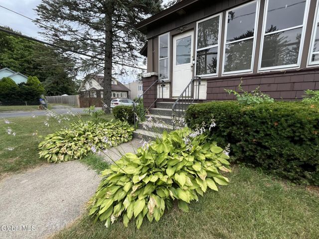 1822 7th Street, Rensselaer, NY 12144