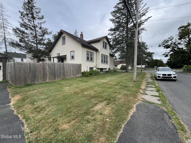 1822 7th Street, Rensselaer, NY 12144