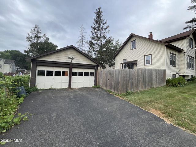 1822 7th Street, Rensselaer, NY 12144