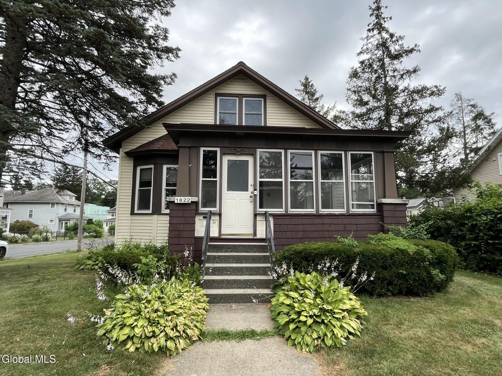 1822 7th Street, Rensselaer, NY 12144