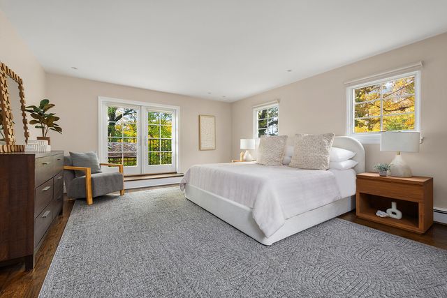 4725 INDEPENDENCE Avenue, New York City, NY 10471