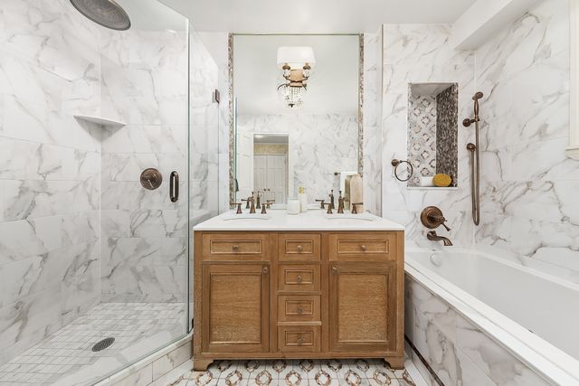 4725 INDEPENDENCE Avenue, New York City, NY 10471