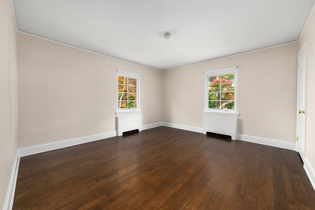 4725 INDEPENDENCE Avenue, New York City, NY 10471