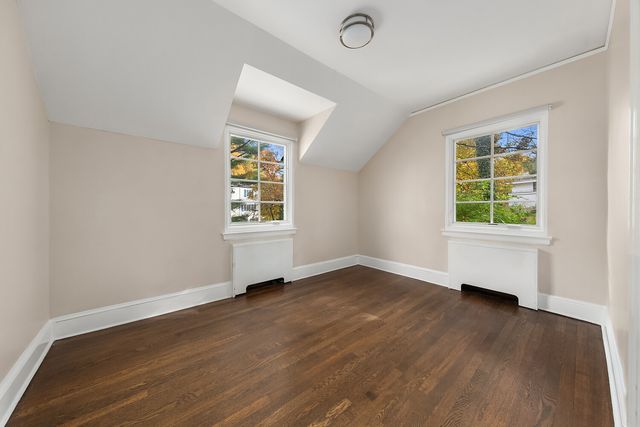 4725 INDEPENDENCE Avenue, New York City, NY 10471