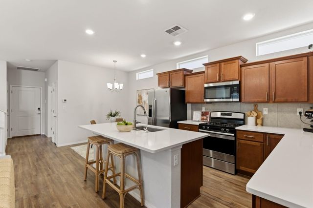 1630 Tierra Alta Court NW, Los Lunas, NM 87031