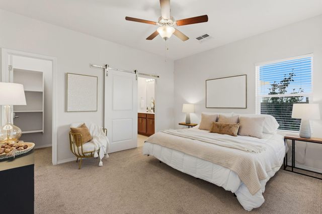 1630 Tierra Alta Court NW, Los Lunas, NM 87031