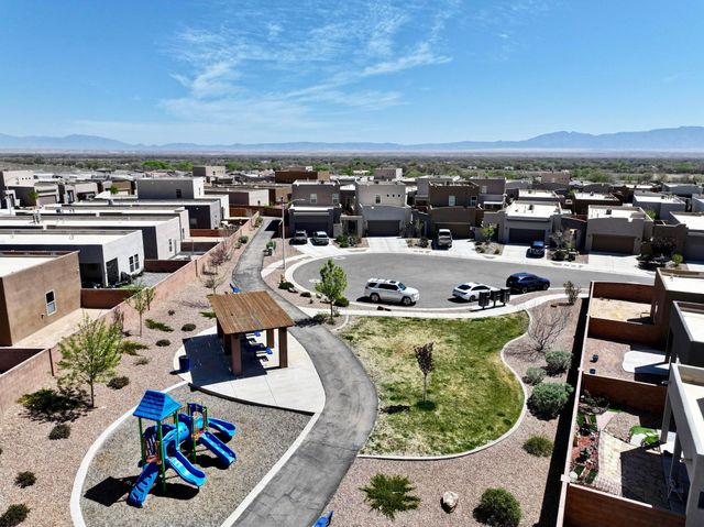 1630 Tierra Alta Court NW, Los Lunas, NM 87031