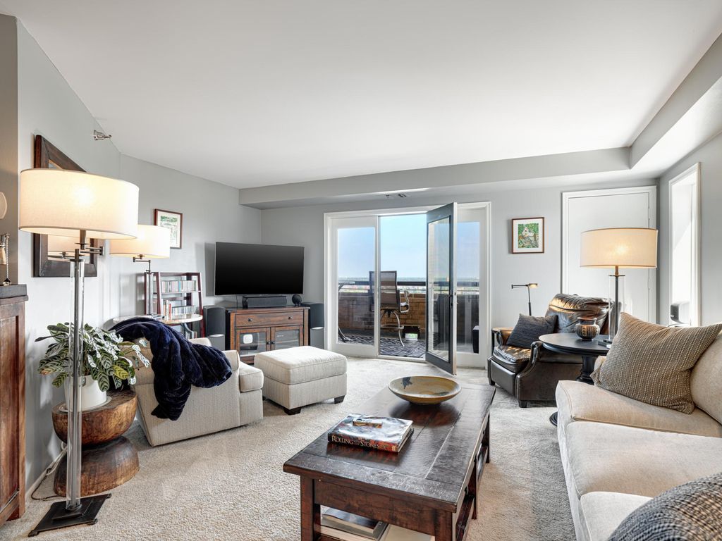20 2nd Street NE P2704, Minneapolis, MN 55413 — photo 4