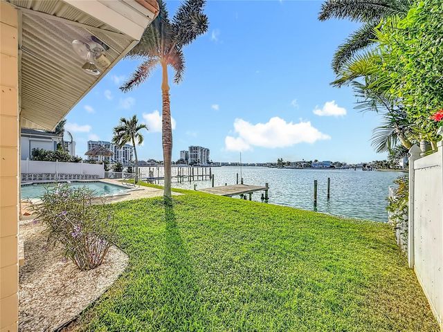 1135 81ST STREET S, St Petersburg, FL 33707