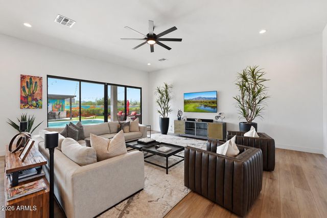 13627 E RANCHO LAREDO Drive, Scottsdale, AZ 85262