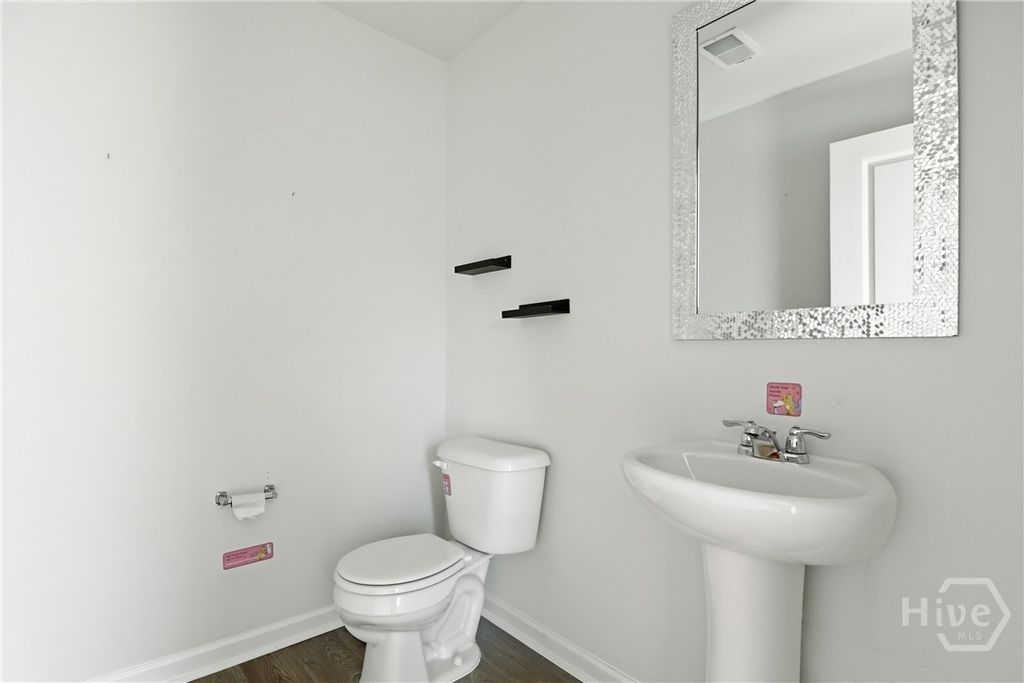 Image 17 of property listing at 276 Caribbean Village Drive, Guyton, GA 31312