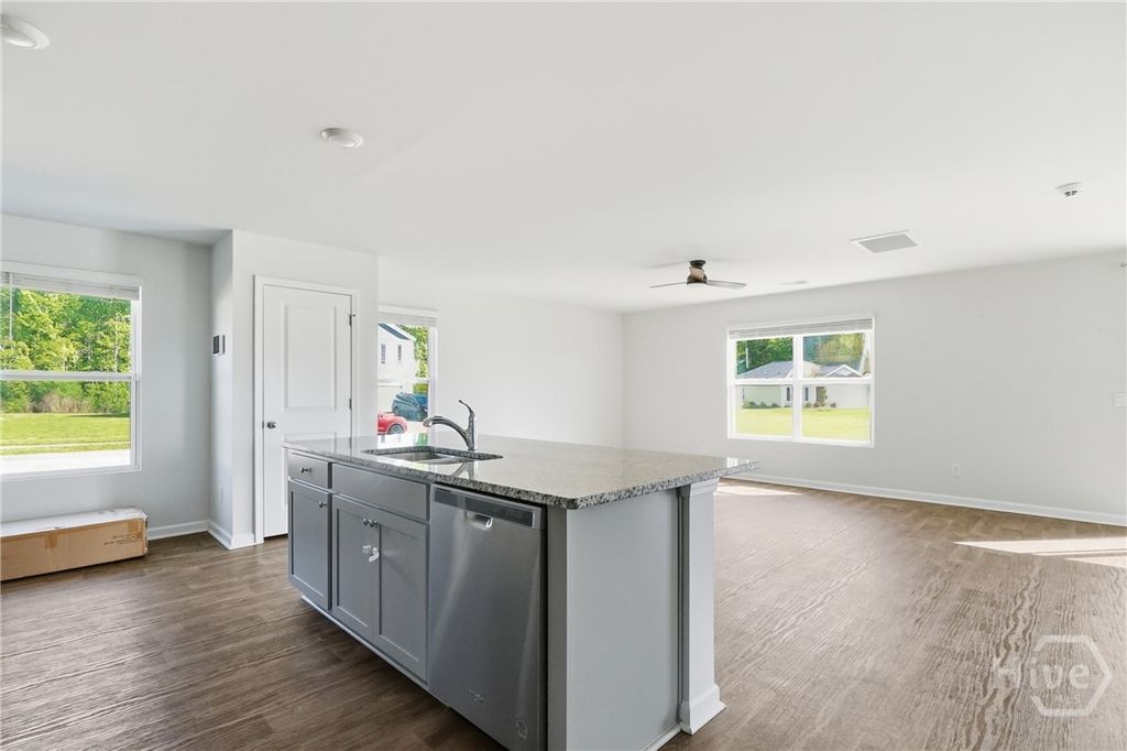 Image 9 of property listing at 276 Caribbean Village Drive, Guyton, GA 31312