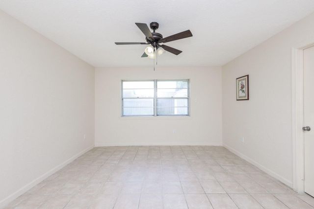 7423 Towerview Lane, Houston, TX 77489