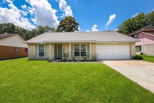 7423 Towerview Lane, Houston, TX 77489