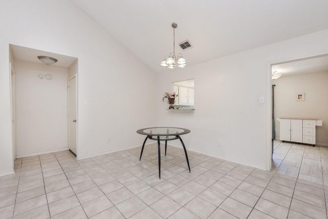 7423 Towerview Lane, Houston, TX 77489
