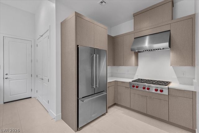 10907 Rossa Peak Avenue, Las Vegas, NV 89135
