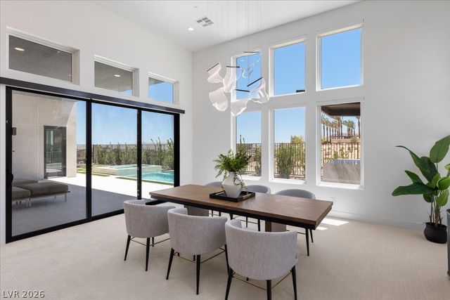 10907 Rossa Peak Avenue, Las Vegas, NV 89135