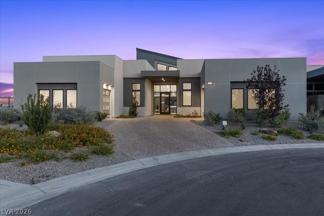 10907 Rossa Peak Avenue, Las Vegas, NV 89135