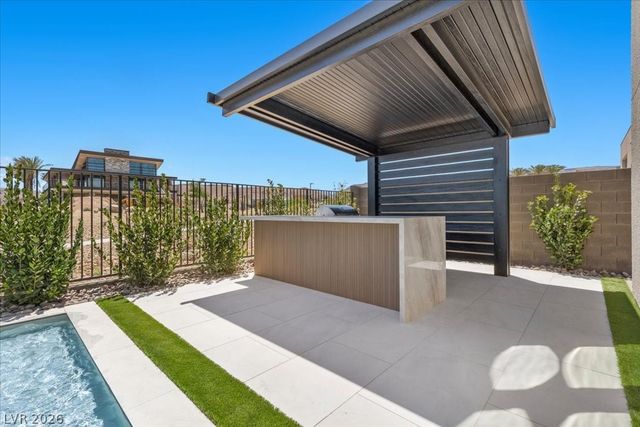 10907 Rossa Peak Avenue, Las Vegas, NV 89135