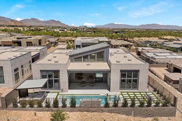 10907 Rossa Peak Avenue, Las Vegas, NV 89135
