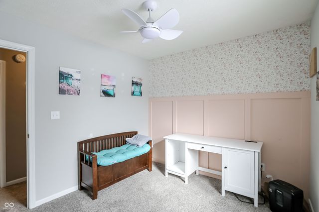 63 Longfellow Lane, Greenfield, IN 46140