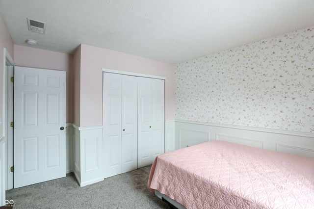 63 Longfellow Lane, Greenfield, IN 46140