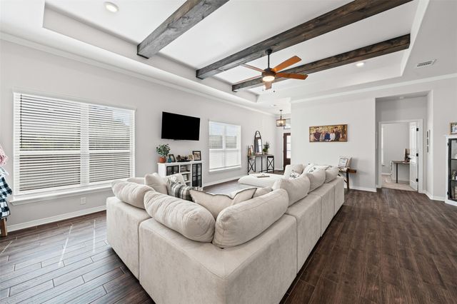 707 Eagle Pass DR, Salado, TX 76571