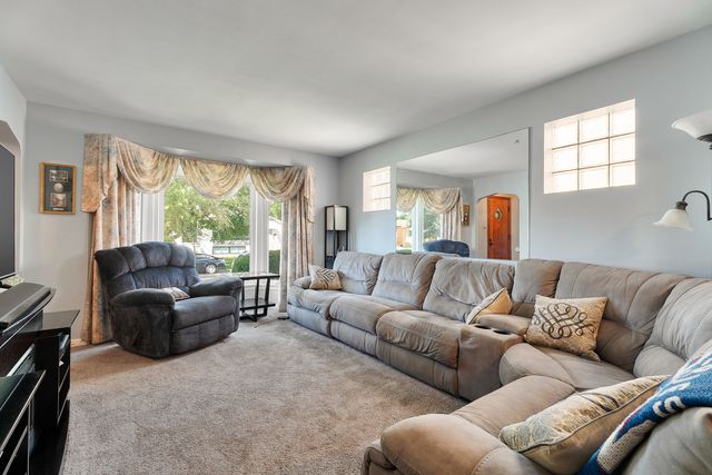 7111 W Armitage Avenue, Chicago, IL 60707