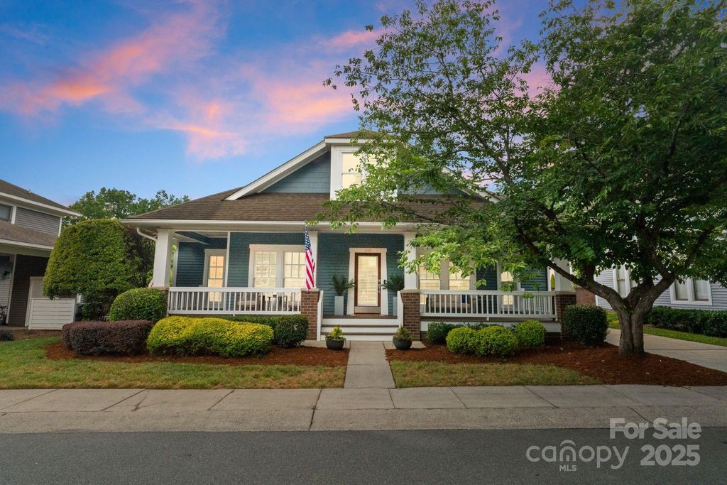 618 Olmsted Park Place, Charlotte, NC 28203