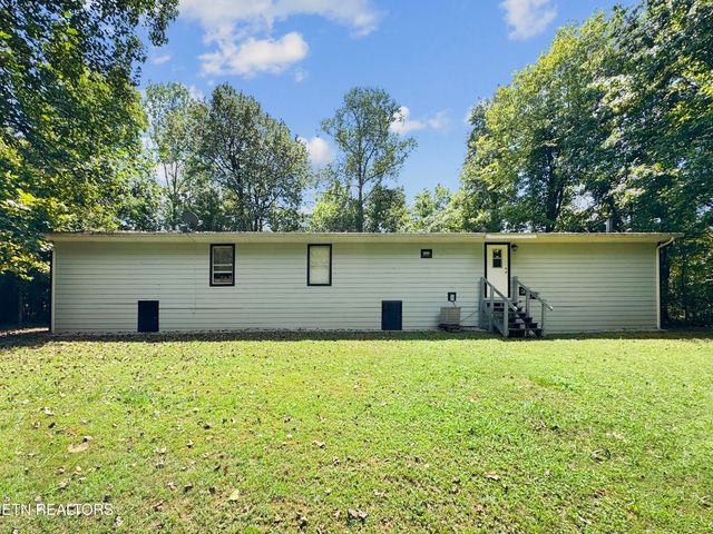 160 Casey Rd, Harriman, TN 37748