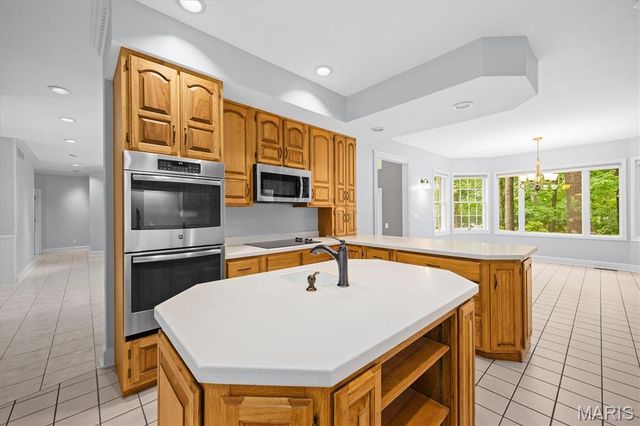 8 8th Green Court, Belleville, IL 62220