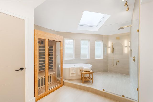 26373 Parkside Dr, Hayward, CA 94542