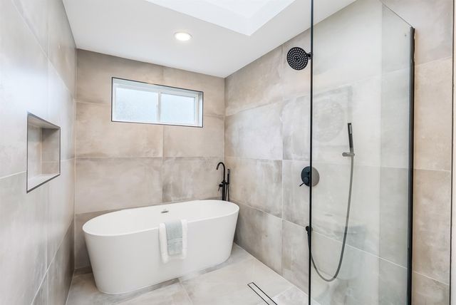 26373 Parkside Dr, Hayward, CA 94542