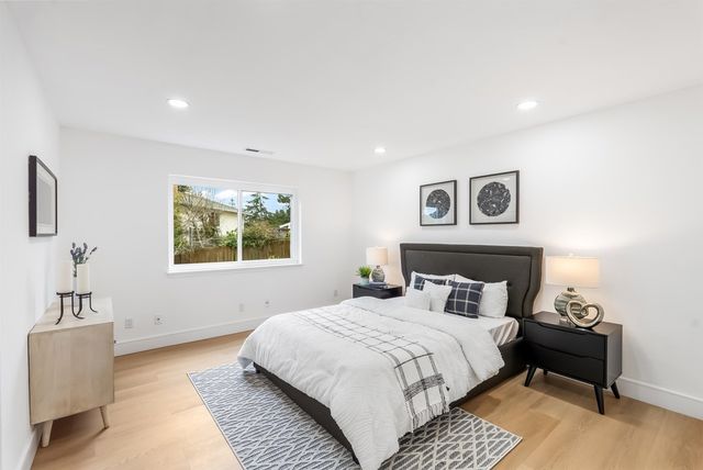 26373 Parkside Dr, Hayward, CA 94542