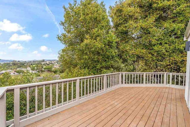 26373 Parkside Dr, Hayward, CA 94542