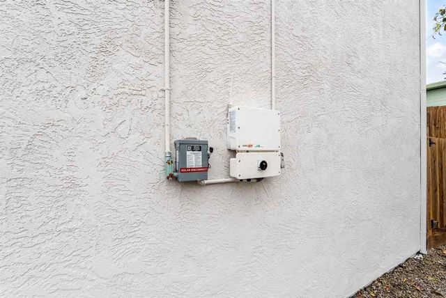 26373 Parkside Dr, Hayward, CA 94542