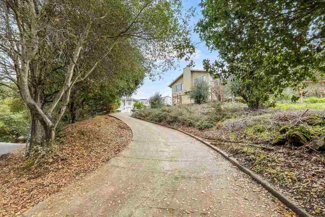 26373 Parkside Dr, Hayward, CA 94542