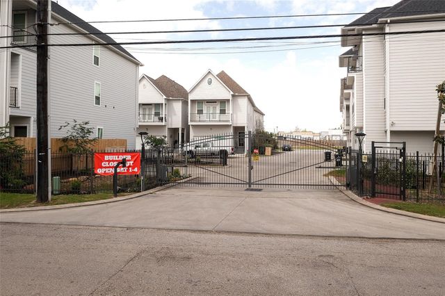 1805 Palmetto Landing Drive, Houston, TX 77009