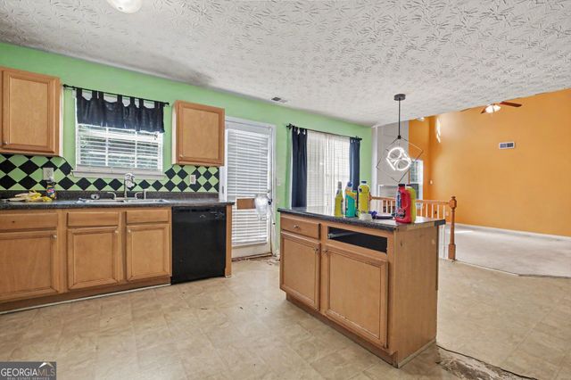 197 Hightower Trail, Riverdale, GA 30274