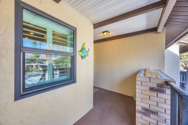 370 THREE LAKES LANE F, Venice, FL 34285