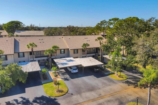 370 THREE LAKES LANE F, Venice, FL 34285